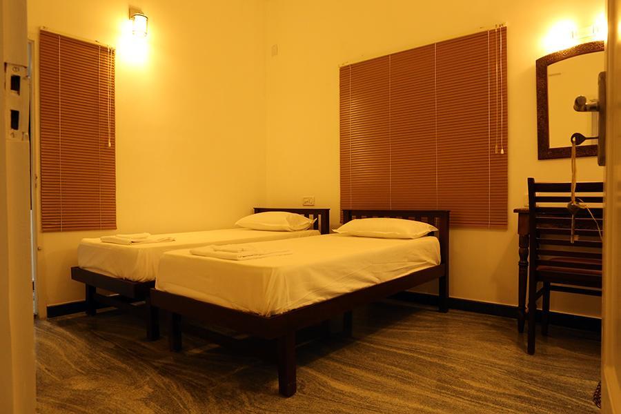 Janatha Homestay Kochi Екстер'єр фото